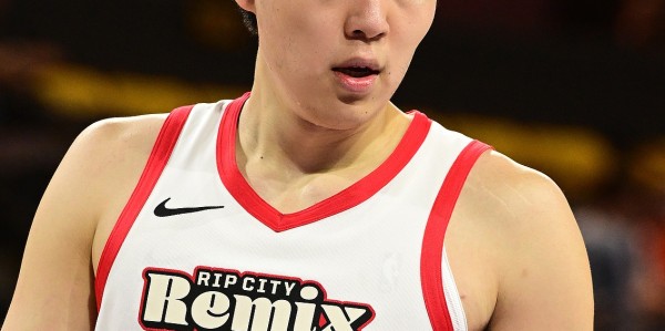 hth sports-杨瀚森工作室：每次终结都是无数重复训练的兑现 Ball don't lie!