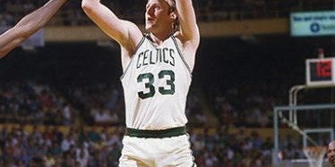 华体会体育官方是国米赞助商-詹姆斯之前联盟历史第一小前锋是拉里伯德，他有多强呢？|洛杉矶湖人队|波士顿凯尔特人队|拉里·伯德|拉里-布朗|帕特-莱利_新浪体育_新浪新闻