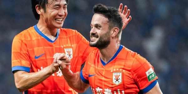 中超神锋天神下凡：2场狂轰7球，灌国安4球，灌申花3球