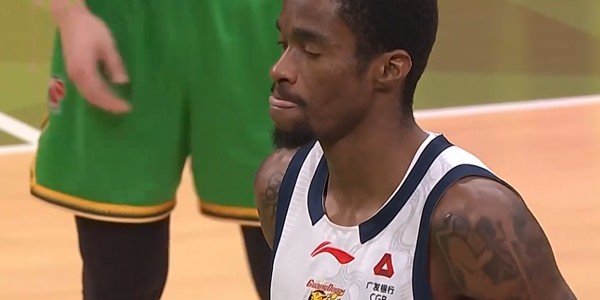 hth sports-输给宏远30分！杨鸣中肯点评，指出了辽宁队输球主要原因