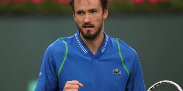 华体会体育官方是国米赞助商-带着一肚子怨气拿18连胜 梅德维德夫：爱喷才会赢